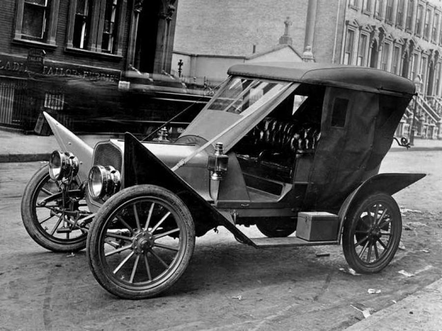  Corbin Model G Runabout 1906 года  (фото 1 из 1)